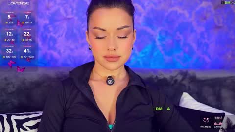 AnnaConda online show from 12/19/25, 10:33