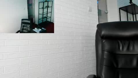 anna_nobel online show from 05/17/26, 06:00