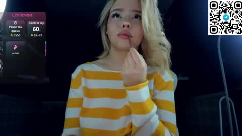 Anna online show from 04/01/26, 01:39