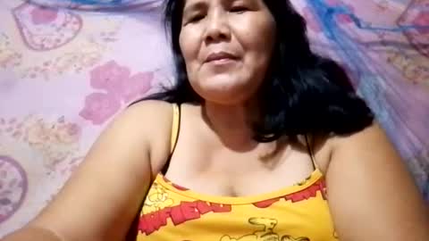 Snapshot of anna_rose30 chatting on 10/22/25, 01:00 anna_rose30 online show from 10/22/25, 01:00