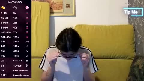 Anna online show from 11/13/25, 10:08