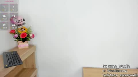  Anna Weells  online show from 04/01/26, 03:53