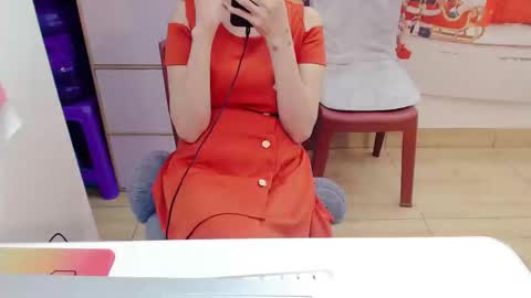 anna_xyz online show from 12/20/25, 02:51