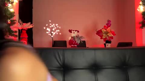 annaa__ online show from 12/09/24, 01:07