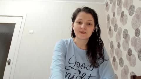 Snapshot of annaahcharm chatting on 01/05/25, 03:32 annaahcharm online show from 01/05/25, 03:32