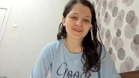 Snapshot of annaahcharm chatting on 01/08/25, 05:05 annaahcharm online show from 01/08/25, 05:05