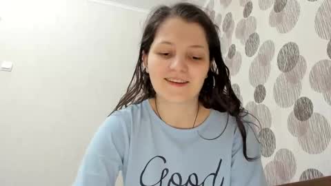 Snapshot of annaahcharm chatting on 01/09/25, 06:06 annaahcharm online show from 01/09/25, 06:06
