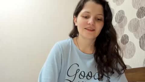 Snapshot of annaahcharm chatting on 03/02/25, 05:01 annaahcharm online show from 03/02/25, 05:01