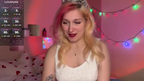 Annabel online show from 12/20/25, 11:17