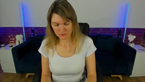 Annabel online show from 03/01/26, 06:37