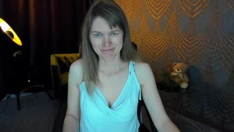 Snapshot of annabel_xxx chatting on 05/03/26, 05:24 Annabel online show from 05/03/26, 05:24