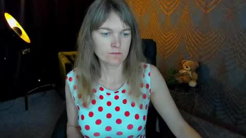Snapshot of annabel_xxx chatting on 05/10/26, 05:34 Annabel online show from 05/10/26, 05:34