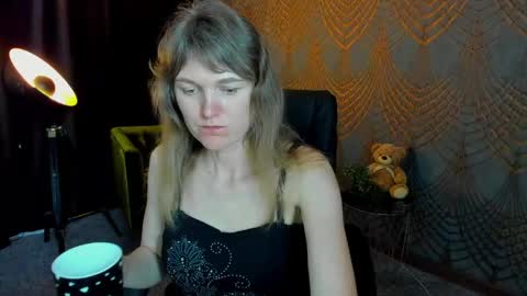 Snapshot of annabel_xxx chatting on 05/16/26, 06:32 Annabel online show from 05/16/26, 06:32