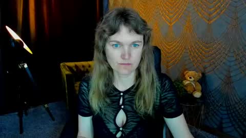 Snapshot of annabel_xxx chatting on 05/31/26, 05:48 Annabel online show from 05/31/26, 05:48