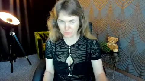Snapshot of annabel_xxx chatting on 06/07/26, 05:22 Annabel online show from 06/07/26, 05:22