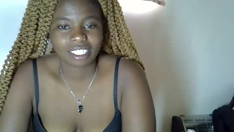 Snapshot of annabellapretty chatting on 01/06/25, 05:41 annabellapretty online show from 01/06/25, 05:41