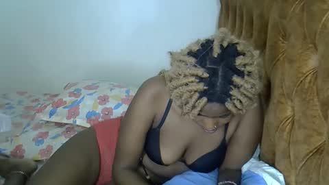 Snapshot of annabellapretty chatting on 10/13/25, 05:07 annabellapretty online show from 10/13/25, 05:07