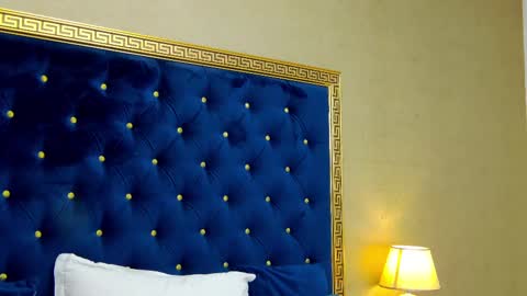 Anna online show from 02/13/25, 06:16