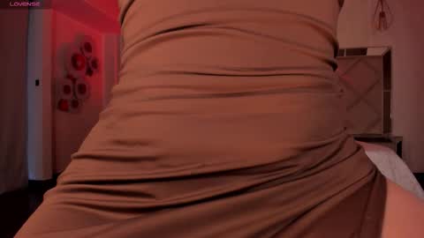 Anna Brooks  online show from 11/30/25, 10:47