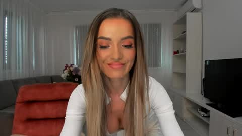 Snapshot of annaise_ chatting on 04/30/26, 07:25 annaise online show from 04/30/26, 07:25