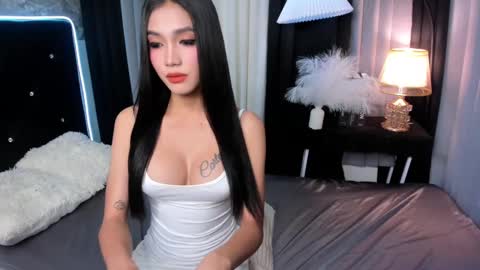 AshyElliston online show from 12/07/24, 12:02