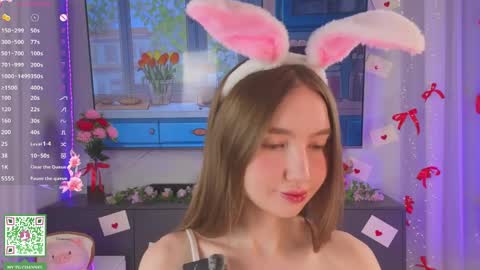 Holly Molly Im Polly online show from 03/22/26, 07:39