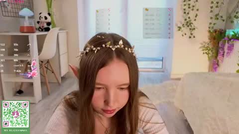 Snapshot of annamarie_foryou chatting on 07/12/26, 10:50 Holly Molly Im Polly online show from 07/12/26, 10:50