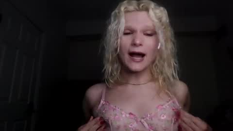 AnnaMarrie online show from 03/25/26, 11:49