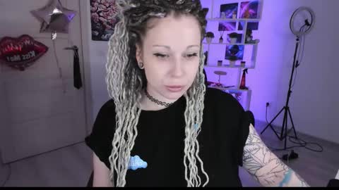 Snapshot of annanebula chatting on 10/01/25, 04:46 Anna online show from 10/01/25, 04:46