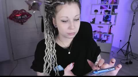 Snapshot of annanebula chatting on 10/04/25, 04:38 Anna online show from 10/04/25, 04:38