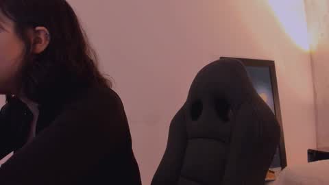 Annara Lein online show from 12/21/25, 01:13