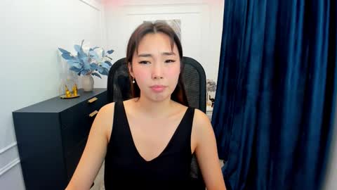 Anna online show from 09/29/25, 07:51