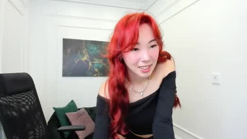 Anna online show from 05/05/26, 04:09