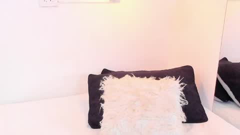 Anna Rosse online show from 04/25/26, 12:08