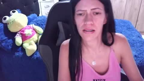 Snapshot of annastasia_rousse chatting on 08/06/26, 04:58 Anastasiia online show from 08/06/26, 04:58