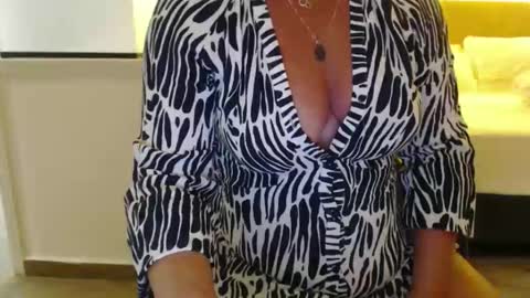 Annastasia hotwife to cuckold husband online show from 09/12/25, 05:57