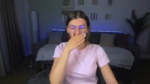 Snapshot of annathorne chatting on 07/02/26, 04:29 Im Anna online show from 07/02/26, 04:29