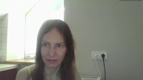 Anna online show from 05/20/26, 08:31