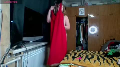 AnnaXLovers online show from 12/16/24, 01:00