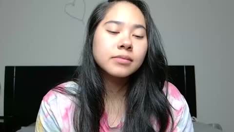 Anna online show from 11/19/25, 04:12