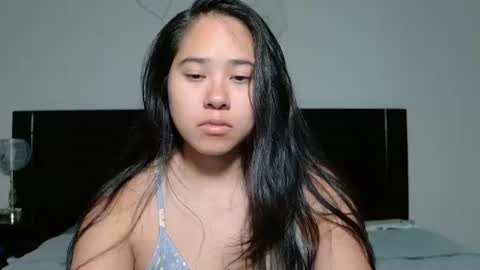 Snapshot of annaxnasty chatting on 07/17/26, 02:40 Anna online show from 07/17/26, 02:40