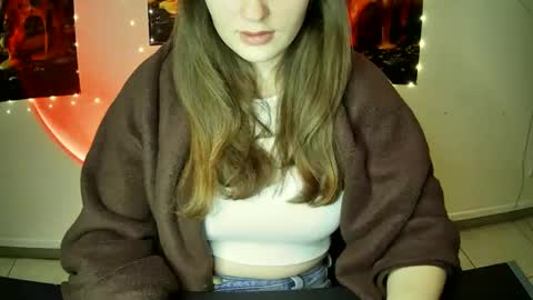 Bella online show from 09/26/25, 06:06