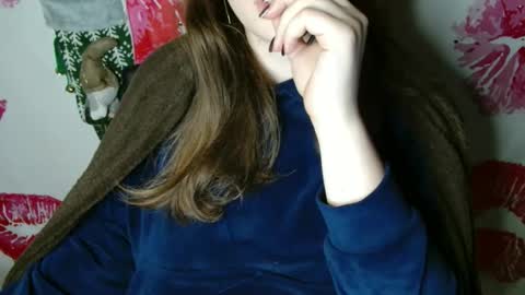 Bella online show from 11/22/25, 08:13