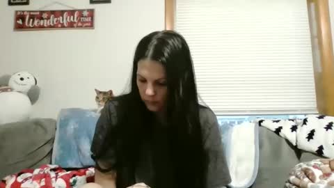 anne online show from 11/19/25, 01:11