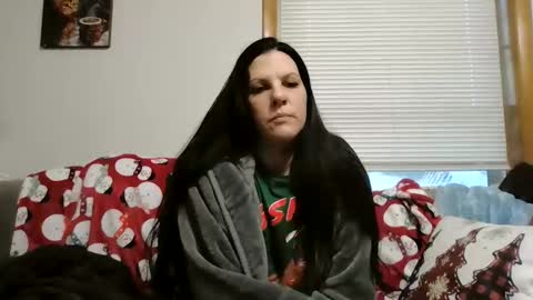 anne online show from 12/17/25, 01:17