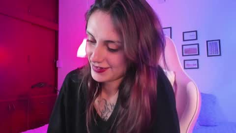 Snapshot of anne_bloom_ chatting on 12/15/24, 09:24 Anne online show from 12/15/24, 09:24