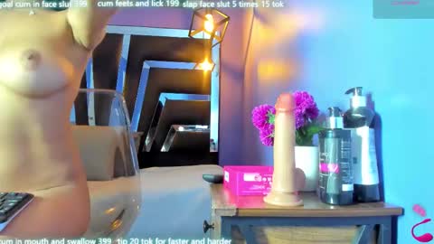 Anne online show from 01/12/26, 07:19