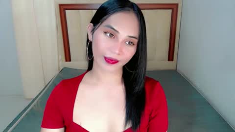 SWEET ANNE online show from 12/03/25, 08:23