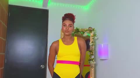 Snapshot of anne_rachel chatting on 12/04/24, 11:24 anne_rachel online show from 12/04/24, 11:24