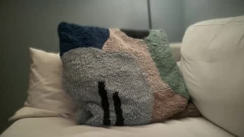 anned1991 online show from 12/21/25, 12:07